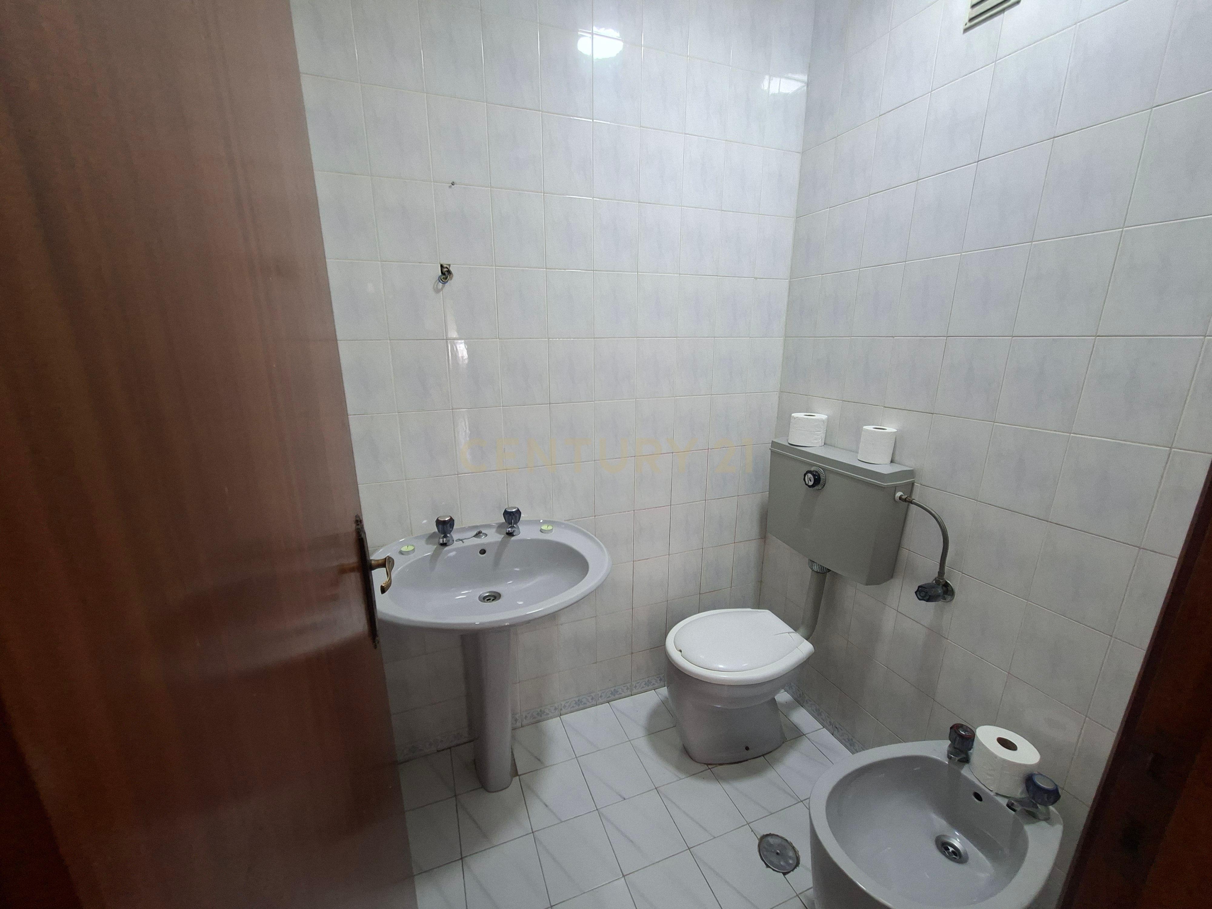 Fotografia 9 de T3 para arrendamento em Lomar, Braga