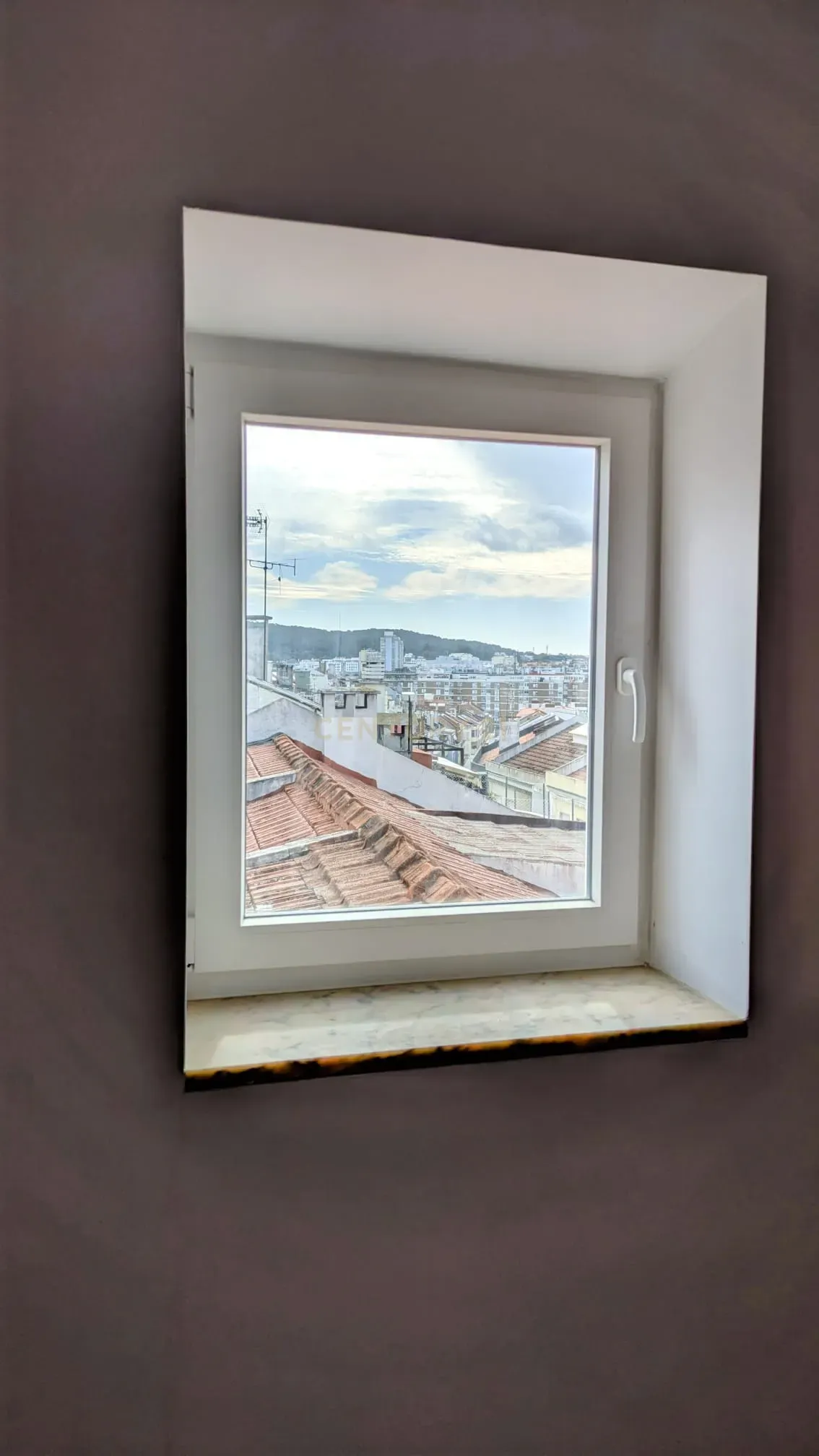 Fotografia 7 de Apartamento T2 no vibrante bairro de Benfica