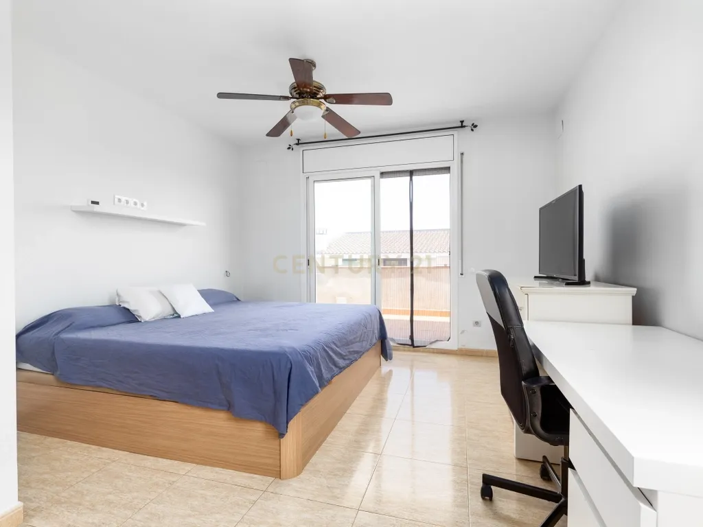 Una casa a quatre vents per viure-la. Una llar per enamorar-se. - Image 25