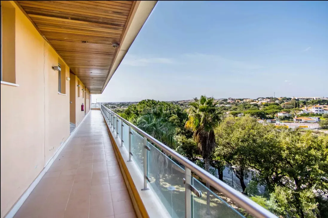 Fotografia 12 de Apartamento T1 com Vista Mar em Localização Privilegiada