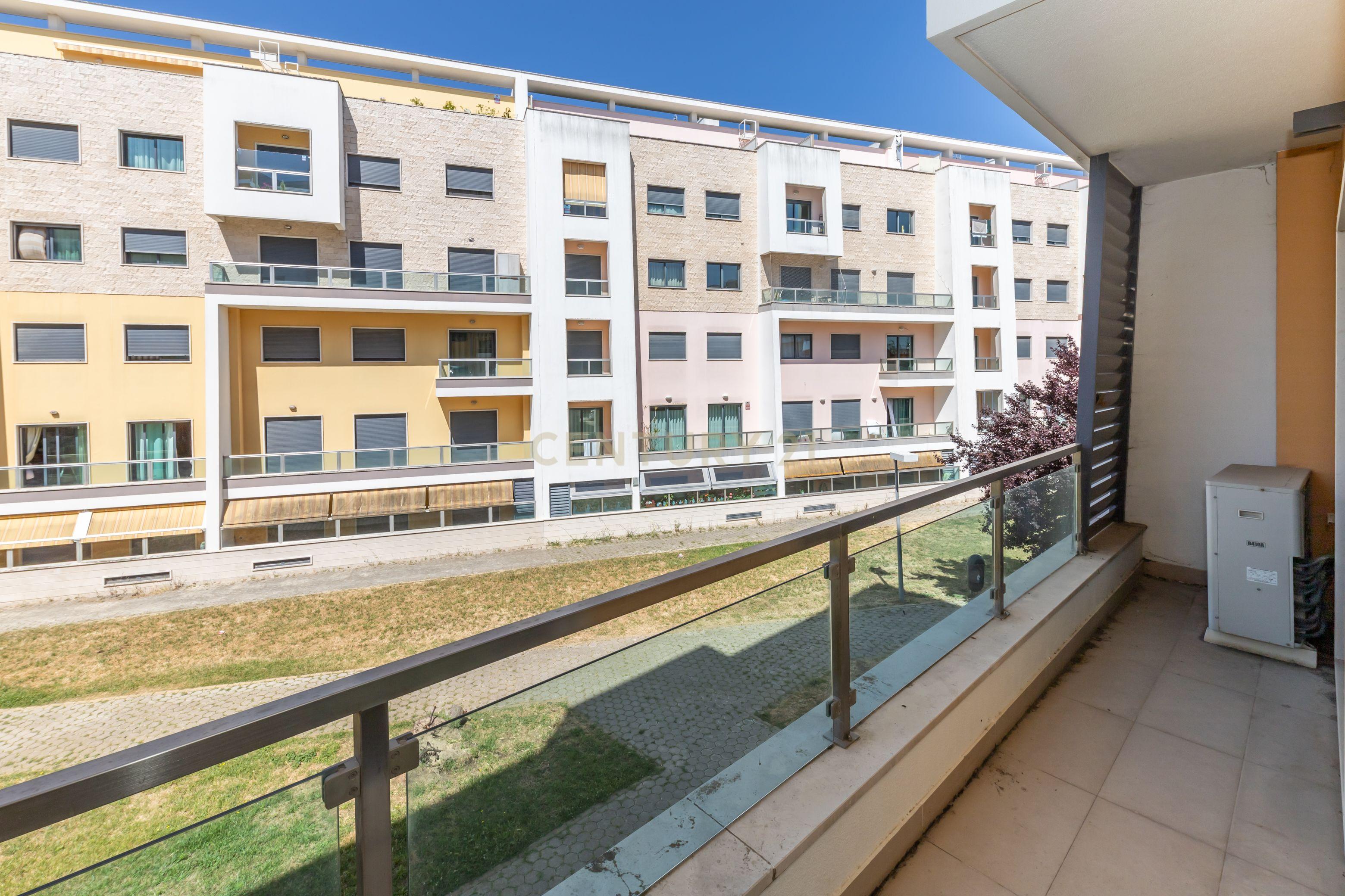 Apartamento T3 Com Box - Varandas Montijo - Image 31