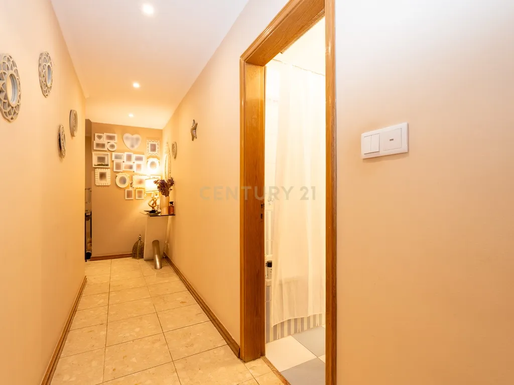 Apartamento T3 com Parqueamento – Quinta Nova, Odivelas - Image 31