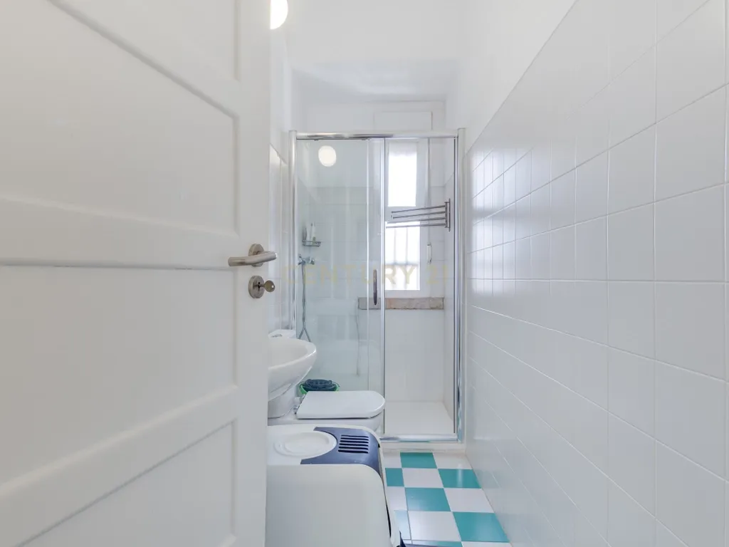 Espetacular T7 no Areeiro, Lisboa - 225m² de Conforto - Image 10