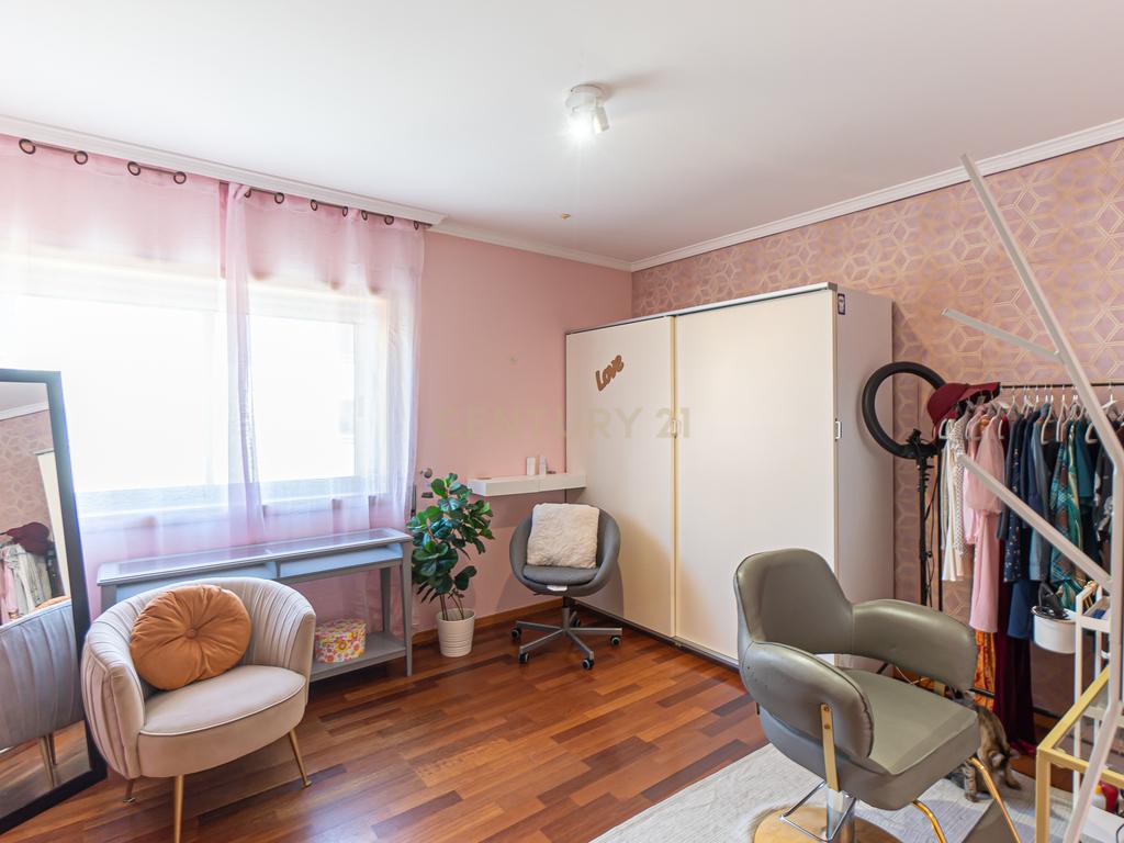 Apartamento T3 com Vista Panorâmica em Canidelo, Vila Nova de Gaia - Image 30