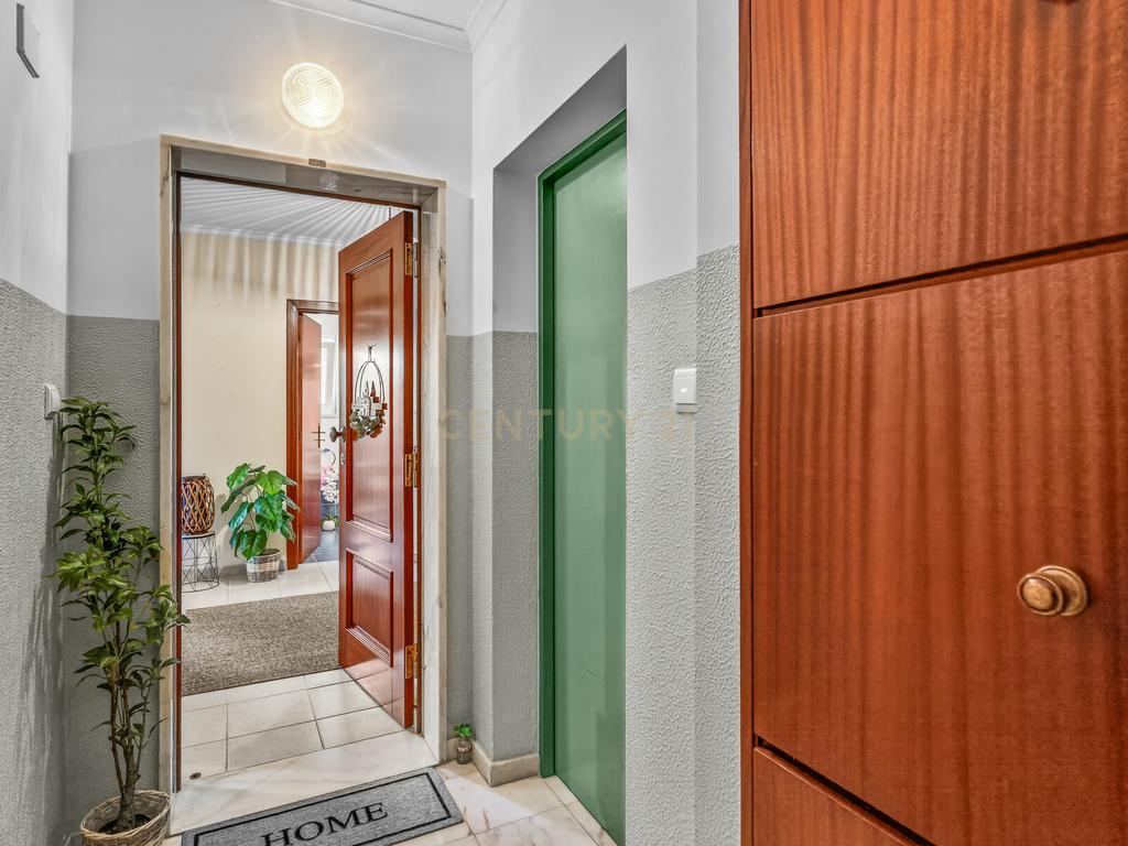 Apartamento T2 em Alverca do Ribatejo - Image 9