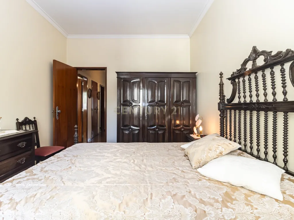 Apartamento T3 em Amora, Seixal - Image 43
