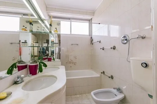 Apartamento T5 com Vista Deslumbrante sobre o Tejo – Olivais - Image 33