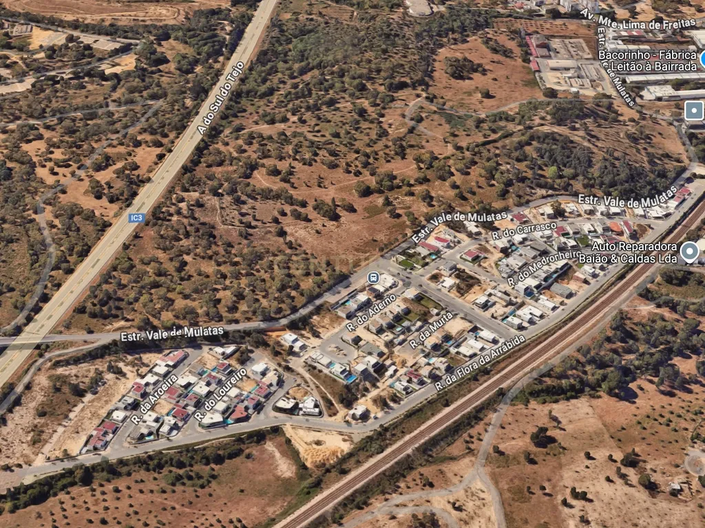 Moradia Isolada em Setúbal - MORADIA NOVA A ESTREAR - Image 15