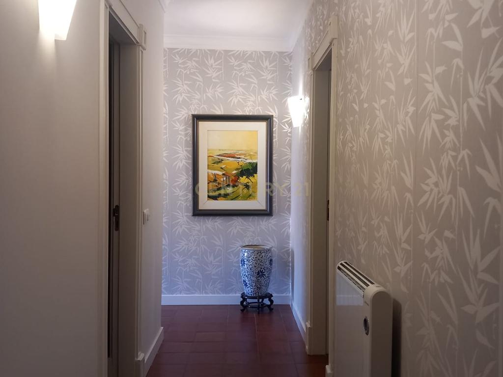 Apartamento T4 no Centro de Alverca do Ribatejo - Image 10