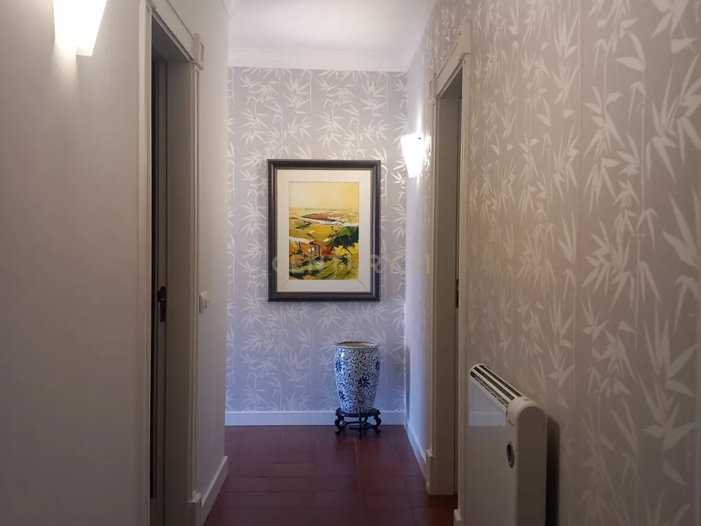 Apartamento T4 no Centro de Alverca do Ribatejo - Image 10