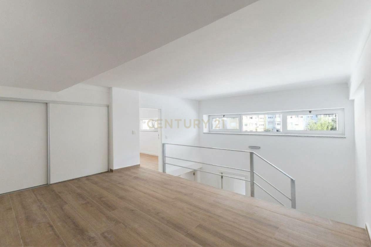 Apartamento T2 à venda em Coimbra (Sé Nova, Santa Cruz, Almedina e São Bartolomeu), Coimbra — foto 12