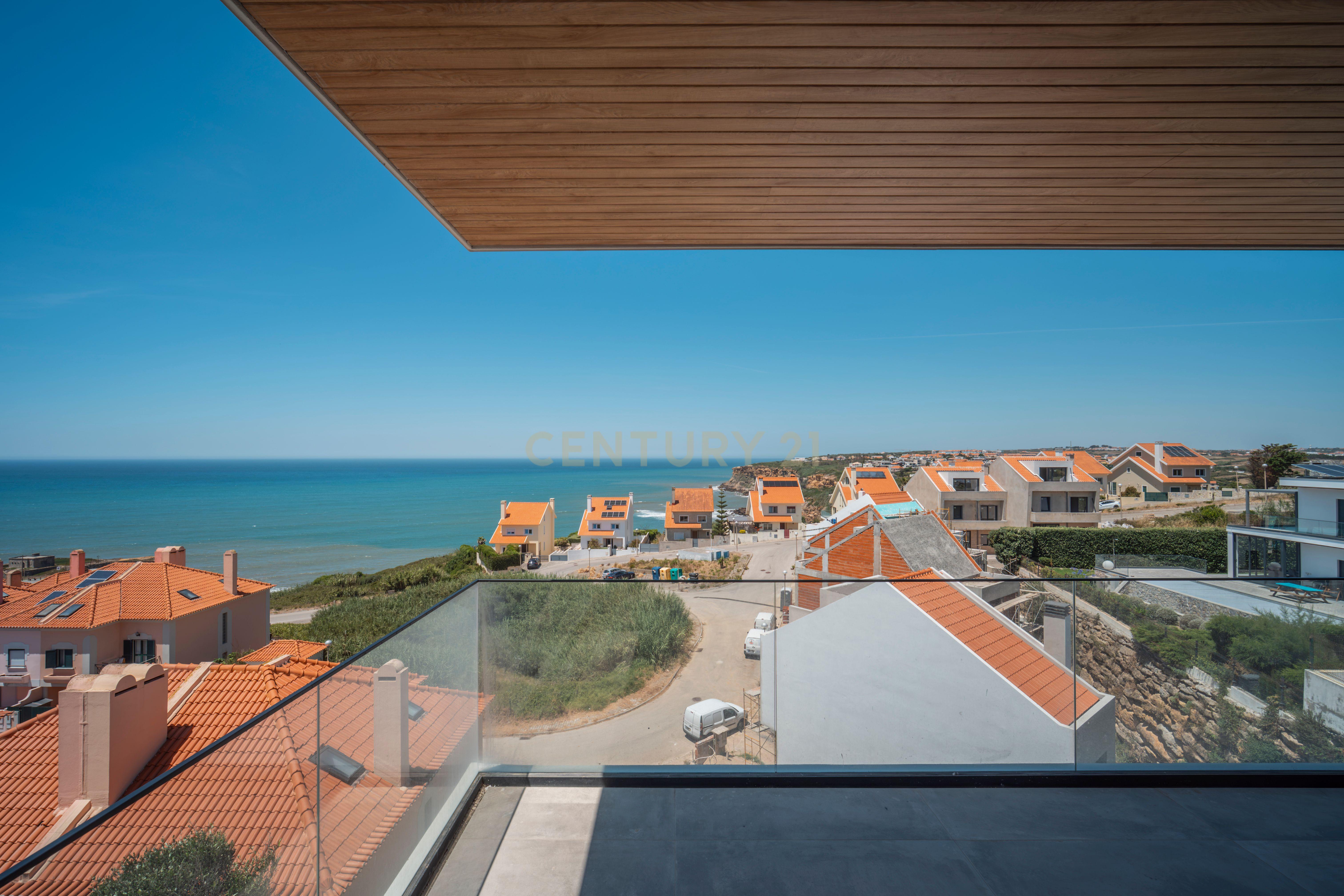 Fotografia 12 de Moradia T4+1 em Ericeira com Vista Panorâmica