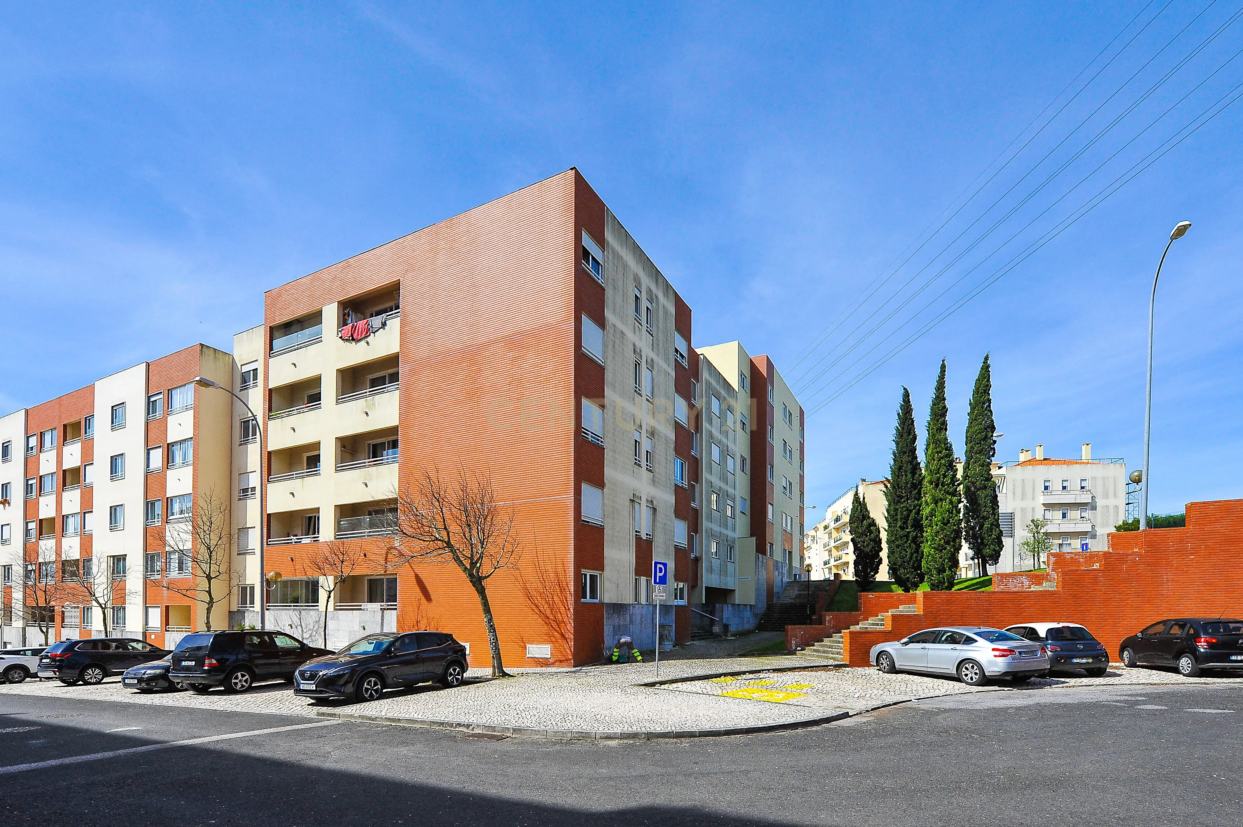 *********RESERVADO******************Apartamento T2 em excelente estado e moderno no Parque São Domingos de Rana - Image 1
