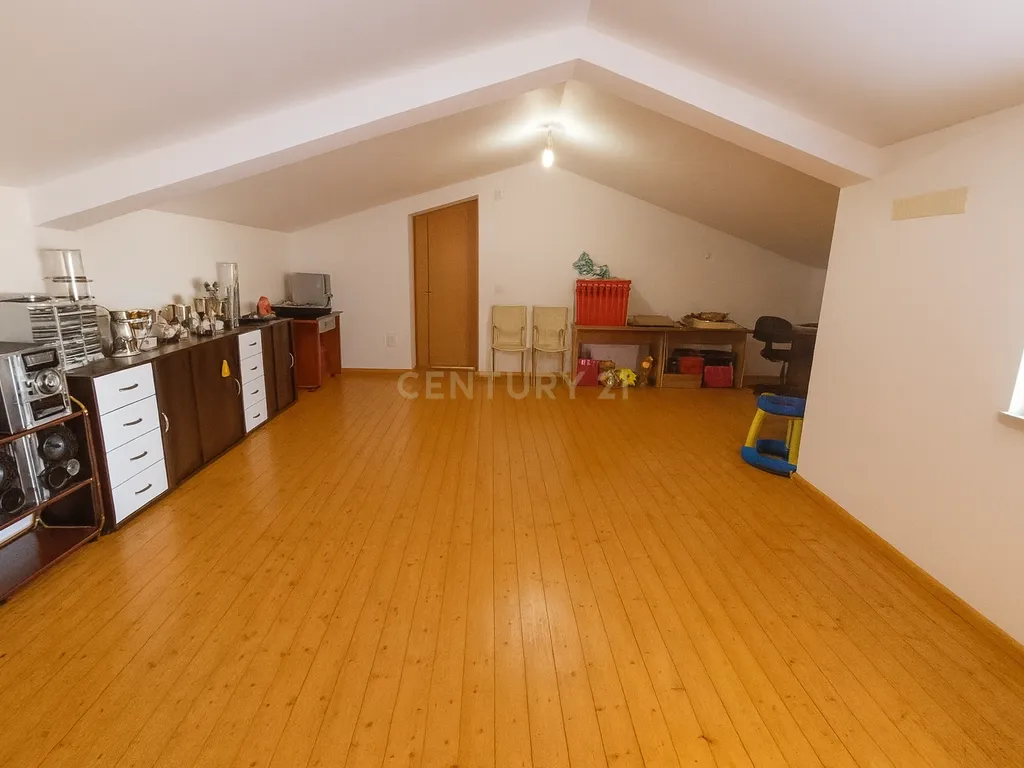 Castro Verde: Viva Uma Casa Onde os Sonhos se Encontram Com Tranquilidade. - Image 31