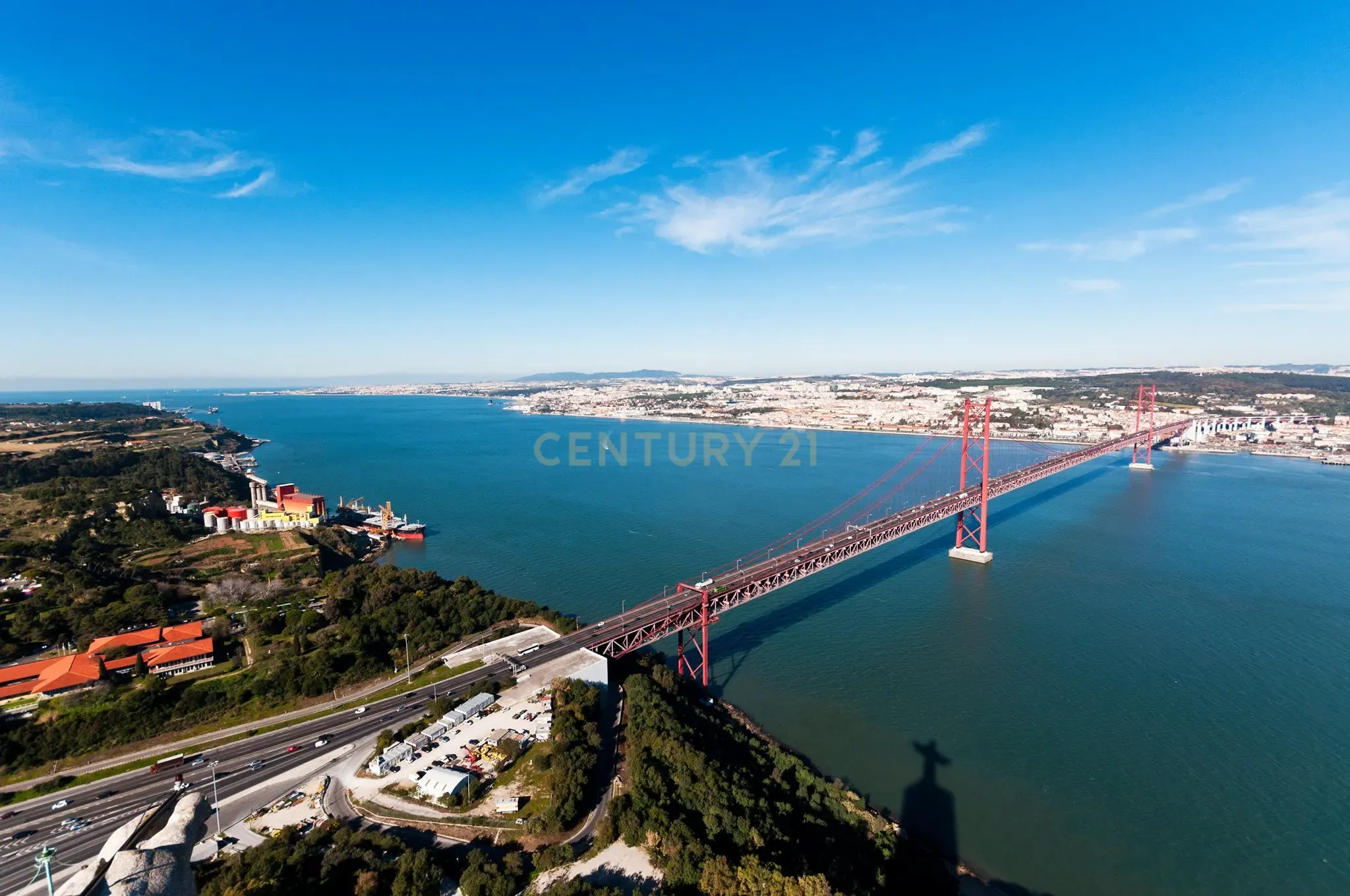 Moradia para Remodelação ou ampliação no Bairro do Pombal, Almada - Image 24