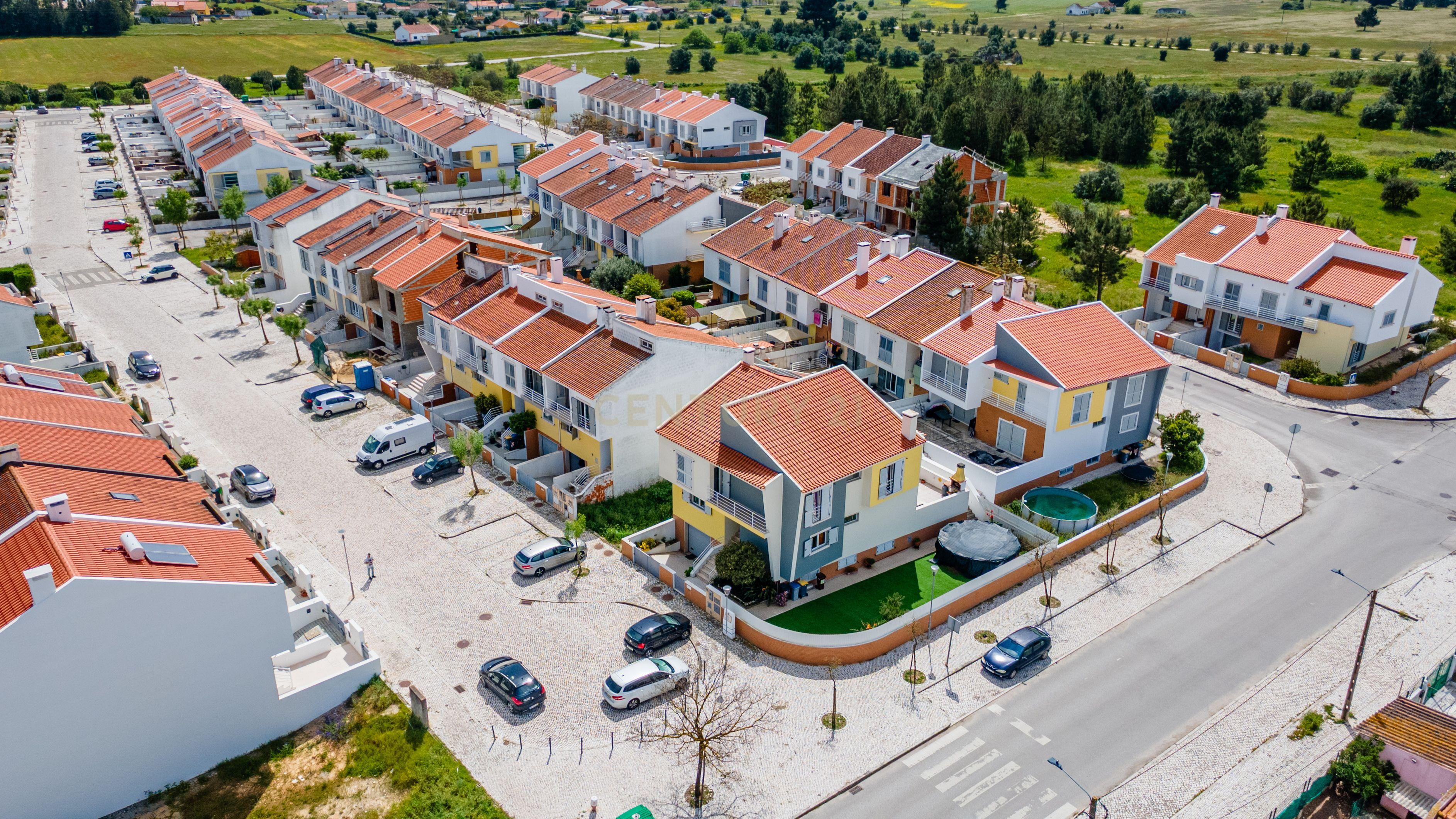 Moradia T3 em Palmela com Vista Panorâmica - Image 12