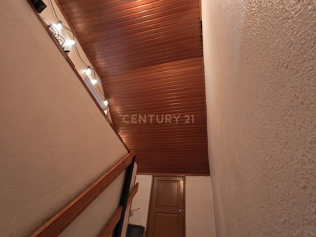 Apartamento duplex T3 + 2 em Queluz - Image 21