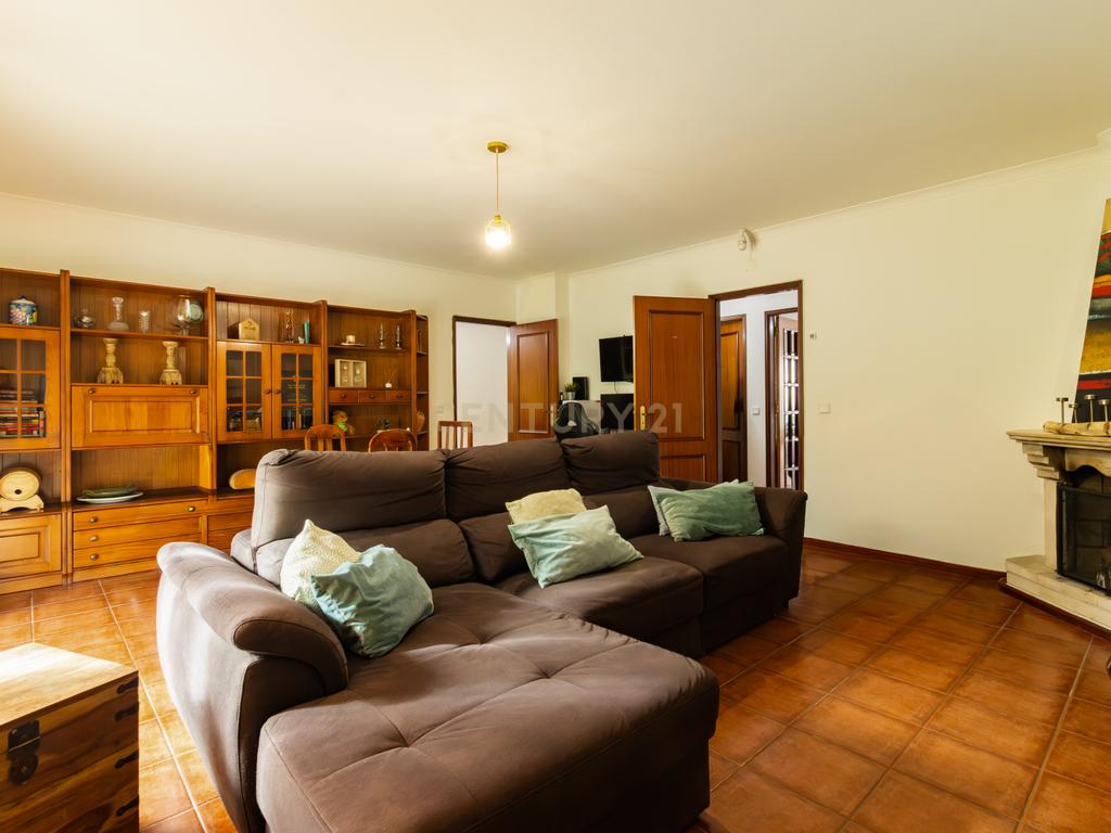 Excelente Moradia T4 - Image 5
