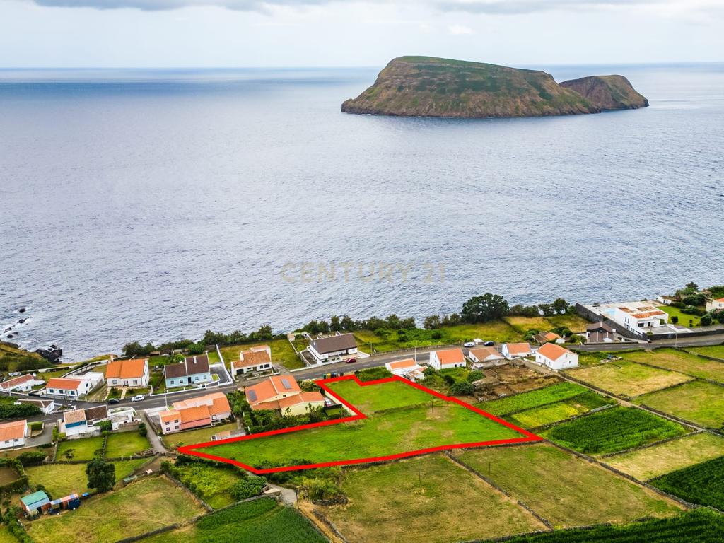 Terreno com vista sobre os Ilhéus em Porto Judeu - Ilha Terceira - Image 3
