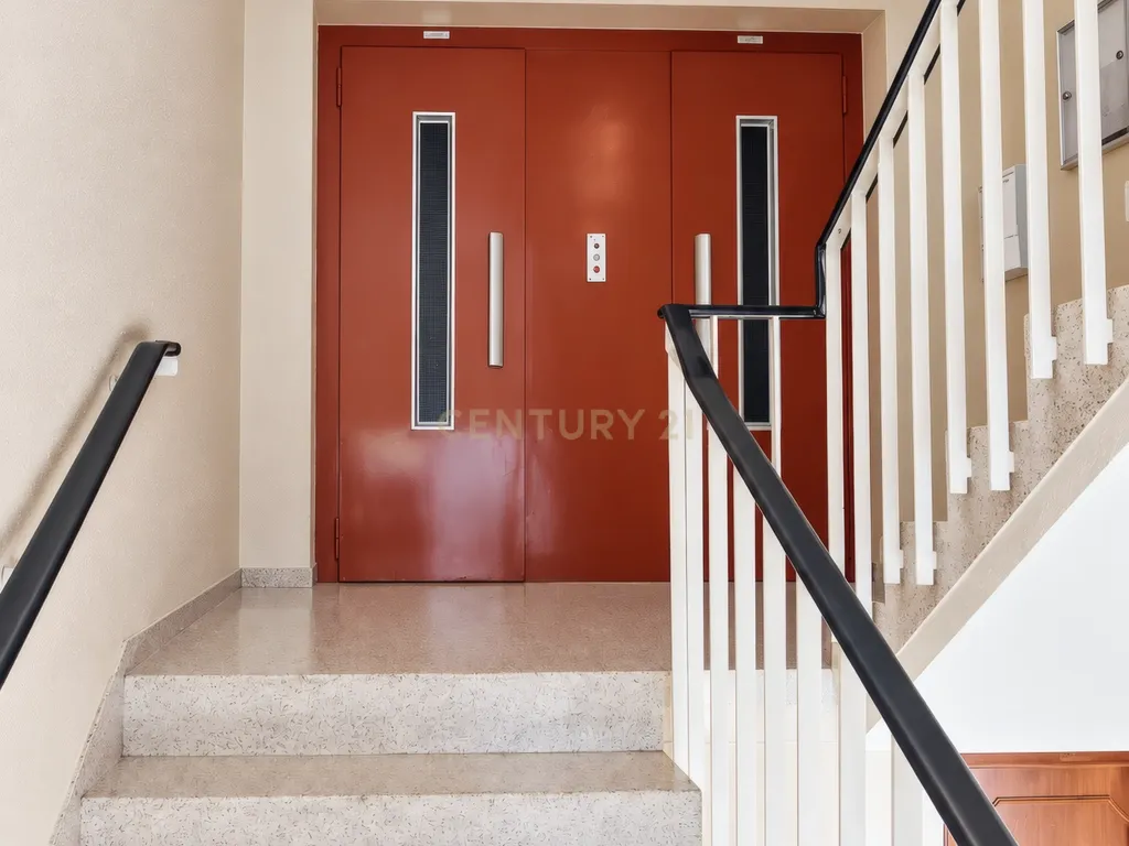 Apartamento T3 +1 com terraço/marquise coberto/lugar de garagem/com Vista para a Cidade em Localização Central - Matosinhos - Image 26