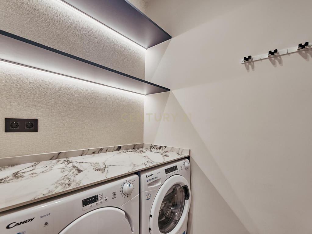 Luxuosa Moradia Renovada em Madrid, Comunidad de Madrid - Image 32