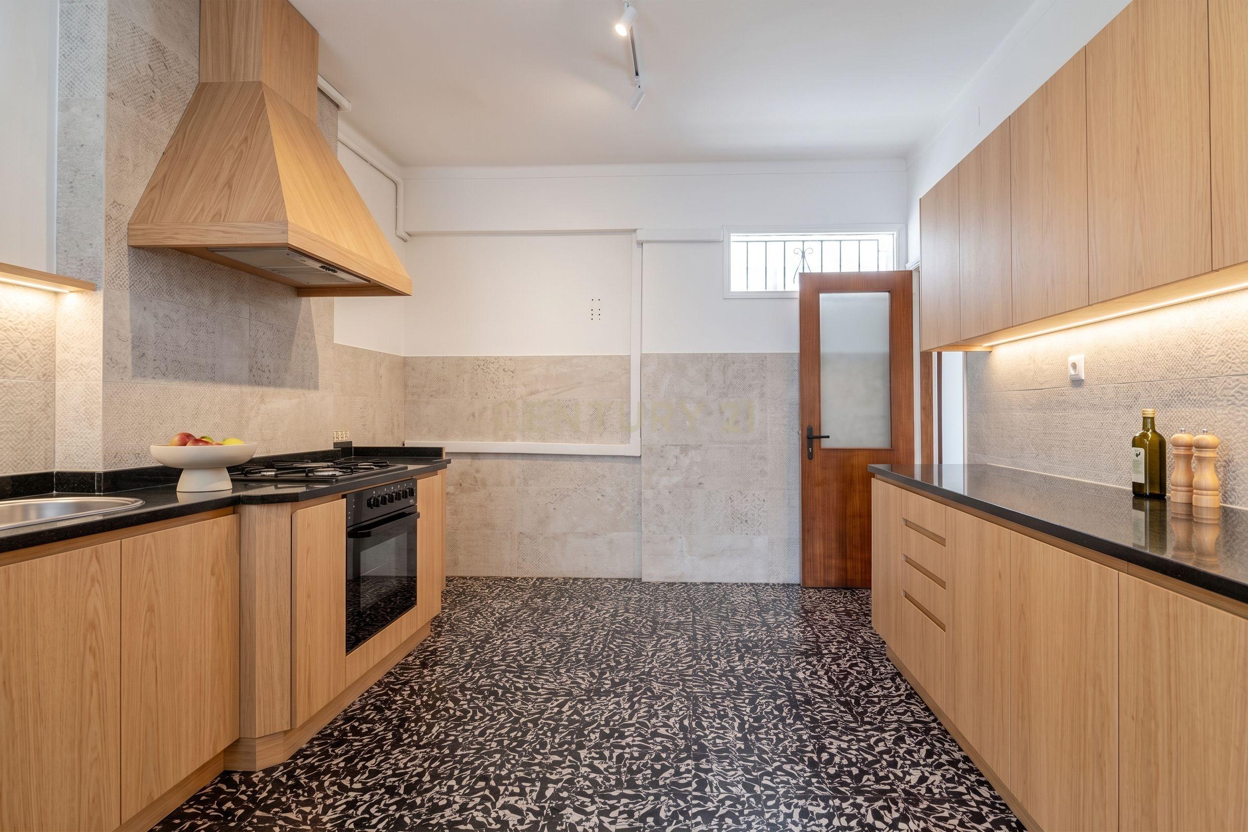 Fotografia 11 de Apartamento T4 na Av. João XXI – Braga