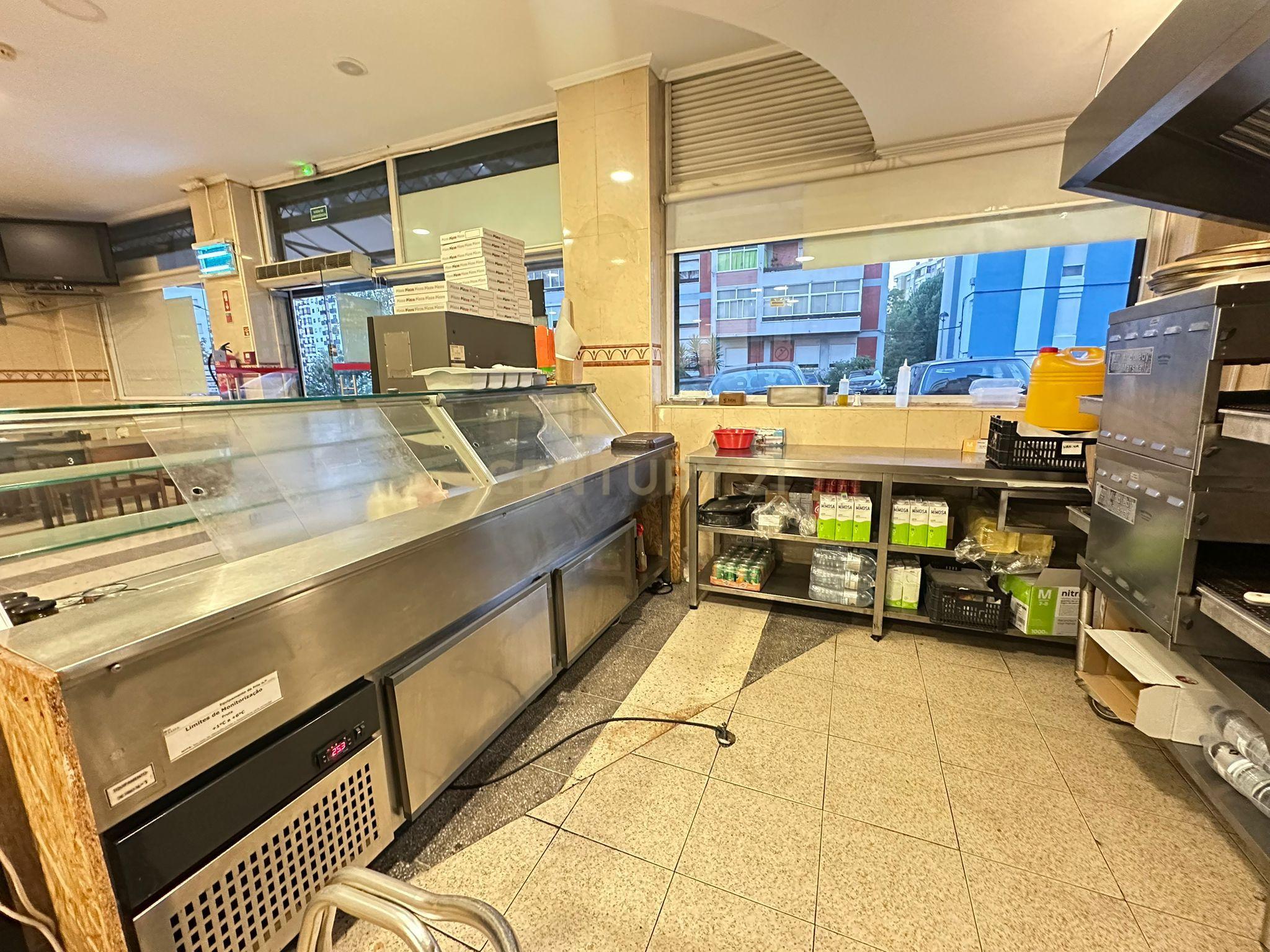 Restaurante para Trespasse em Odivelas - Localização privilegiada, apenas a 5 minutos do Metro - Image 11