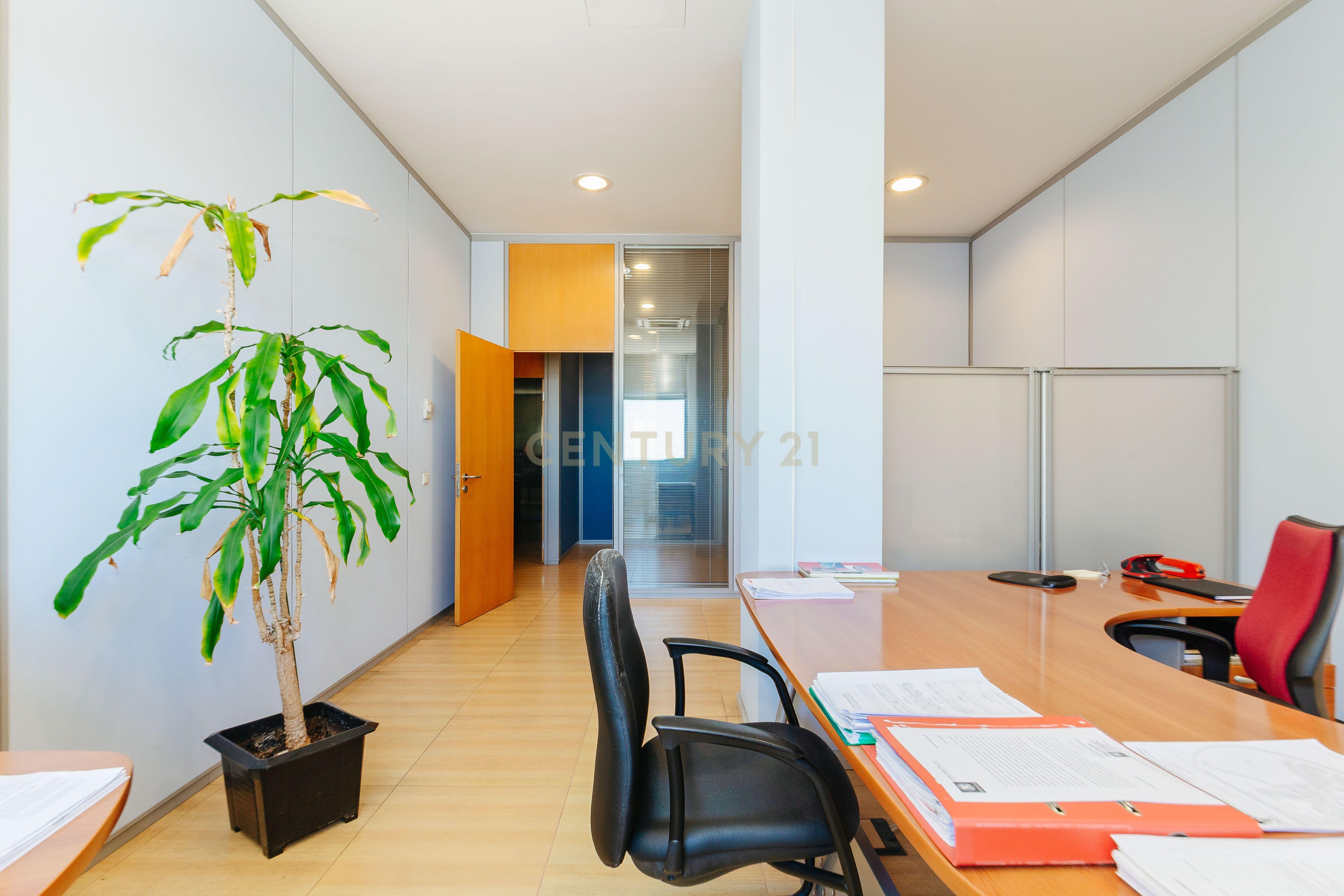 Fotografia 7 de Espaço comercial ou Escritório na Matinha | 651 m² | Vista Ponte Vasco da Gama