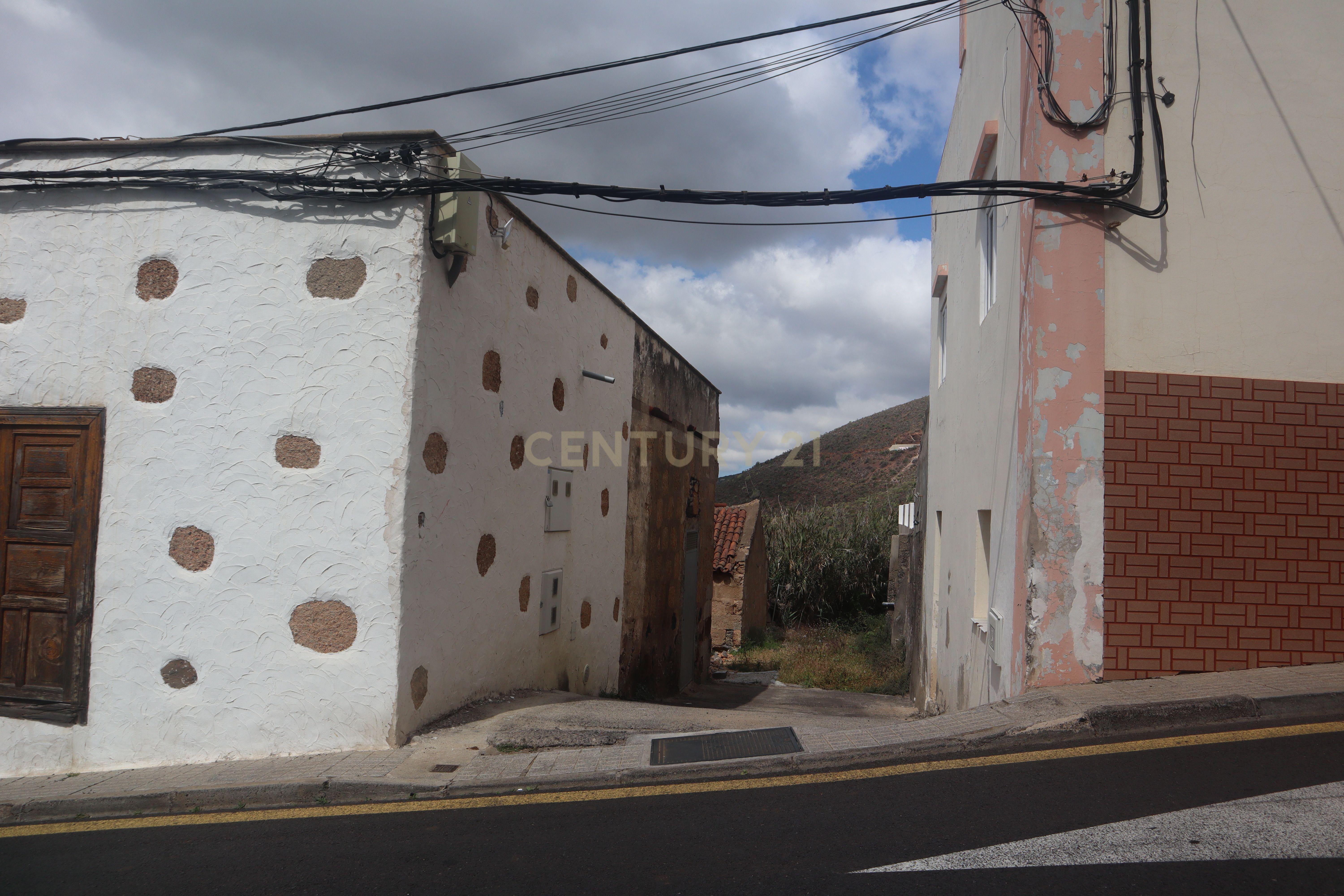  - Image 40