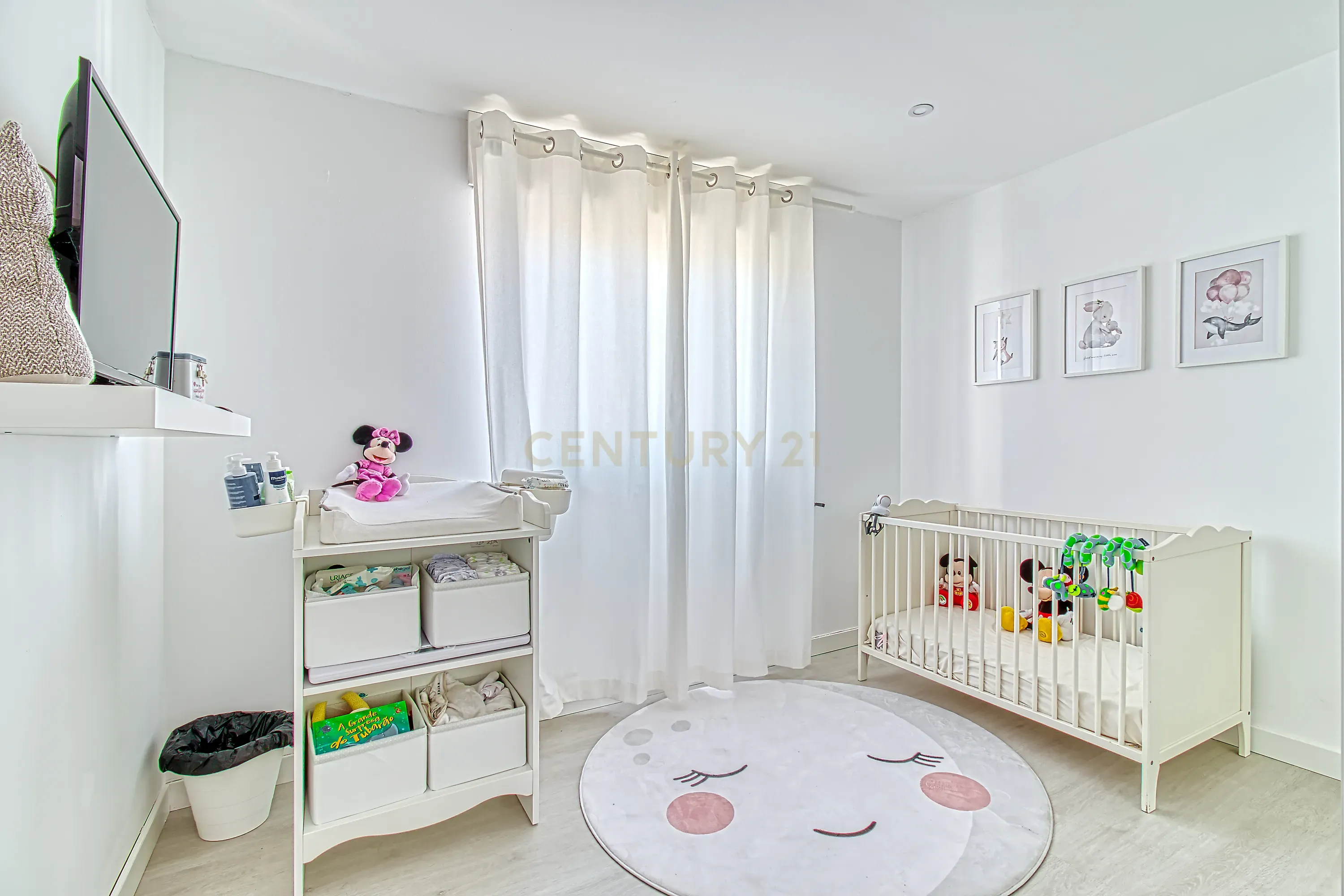 Fotografia 11 de Apartamento T2 com 70 m² e Vista Desafogada em Santo António dos Cavaleiros