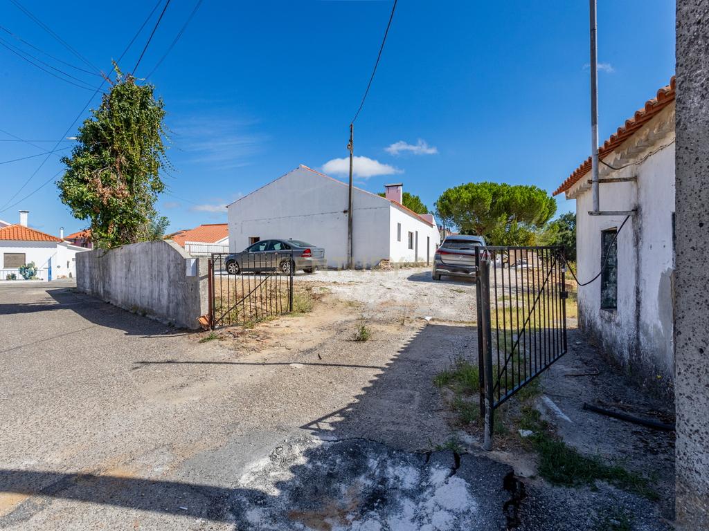3 excelentes moradias em Santarém - Image 4