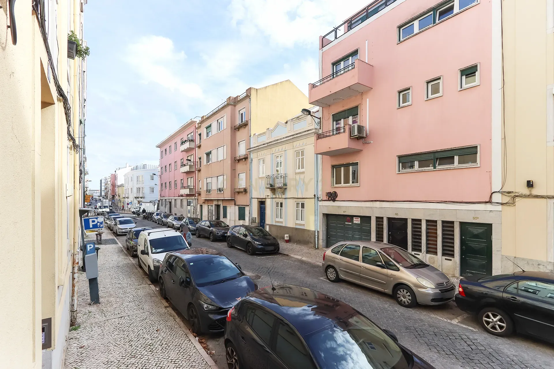 T2+1 com logradouro privado - obras totais - Image 26