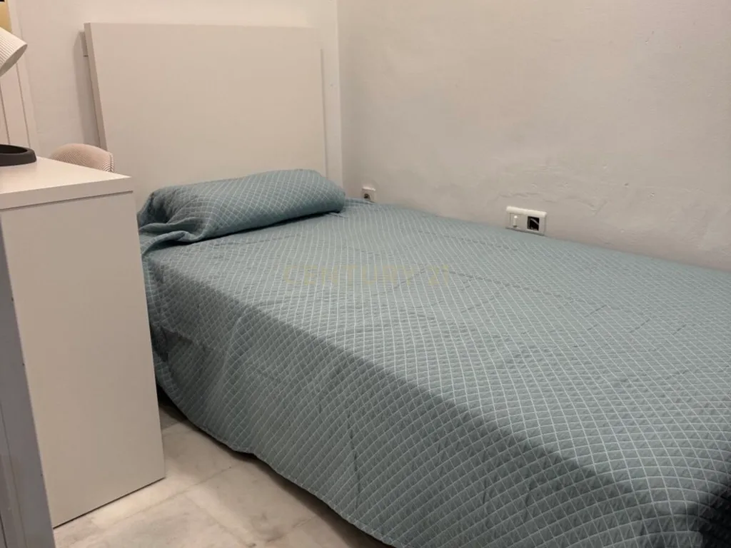 Apartamento acolhedor com garagem num condomínio fechado com piscina · Torreblanca, Fuengirola - Image 15