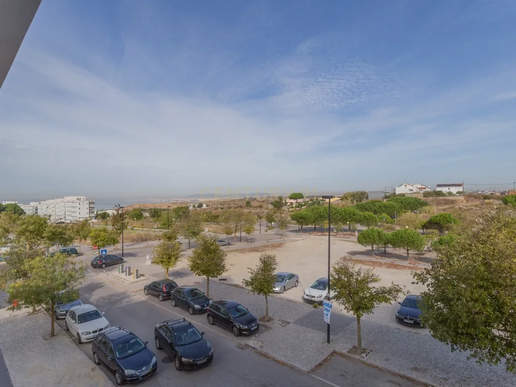 Apartamento como Novo, para arrendamento, na Caparica, Almada - Image 19