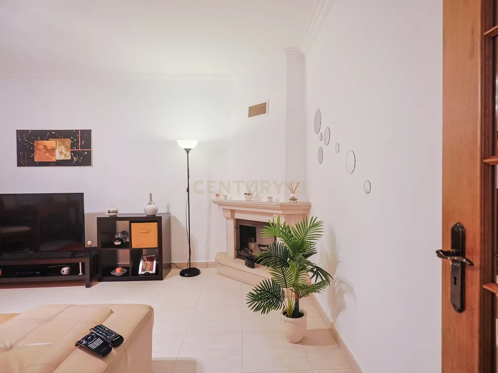 Apartamento T2 no Pinhal Novo - Image 4