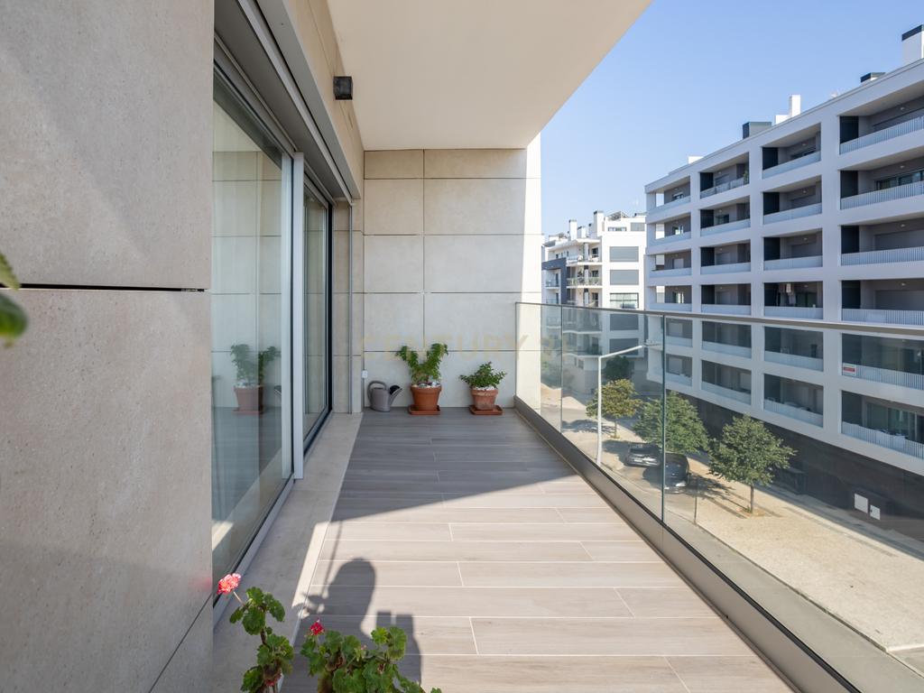 Apartamento T3 Condomínio de Luxo - Qta. Trindade, Seixal - Image 9