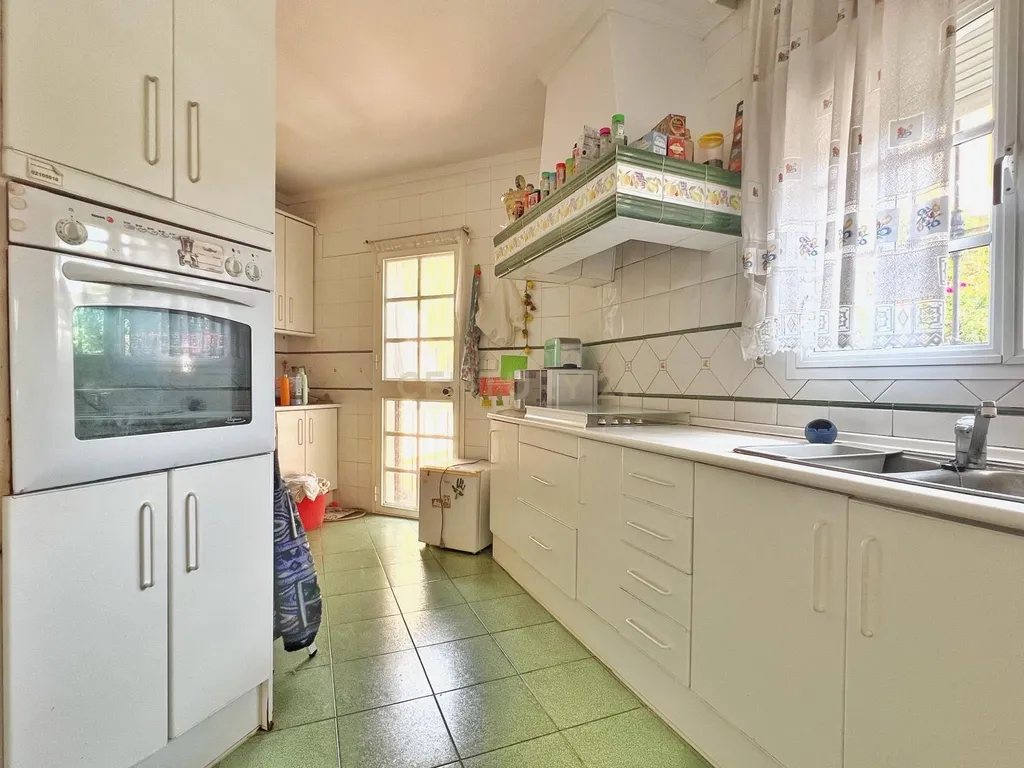 - Image 15