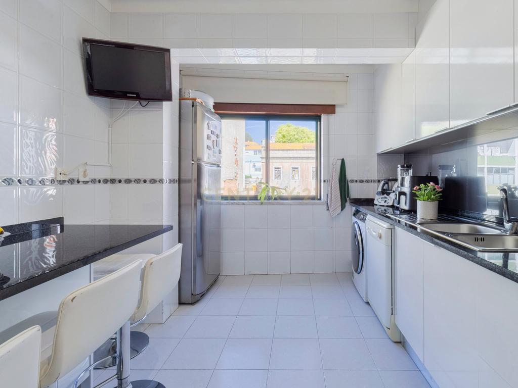 Apartamento T3 São Francisco Xavier Exelentes áreas - Image 9