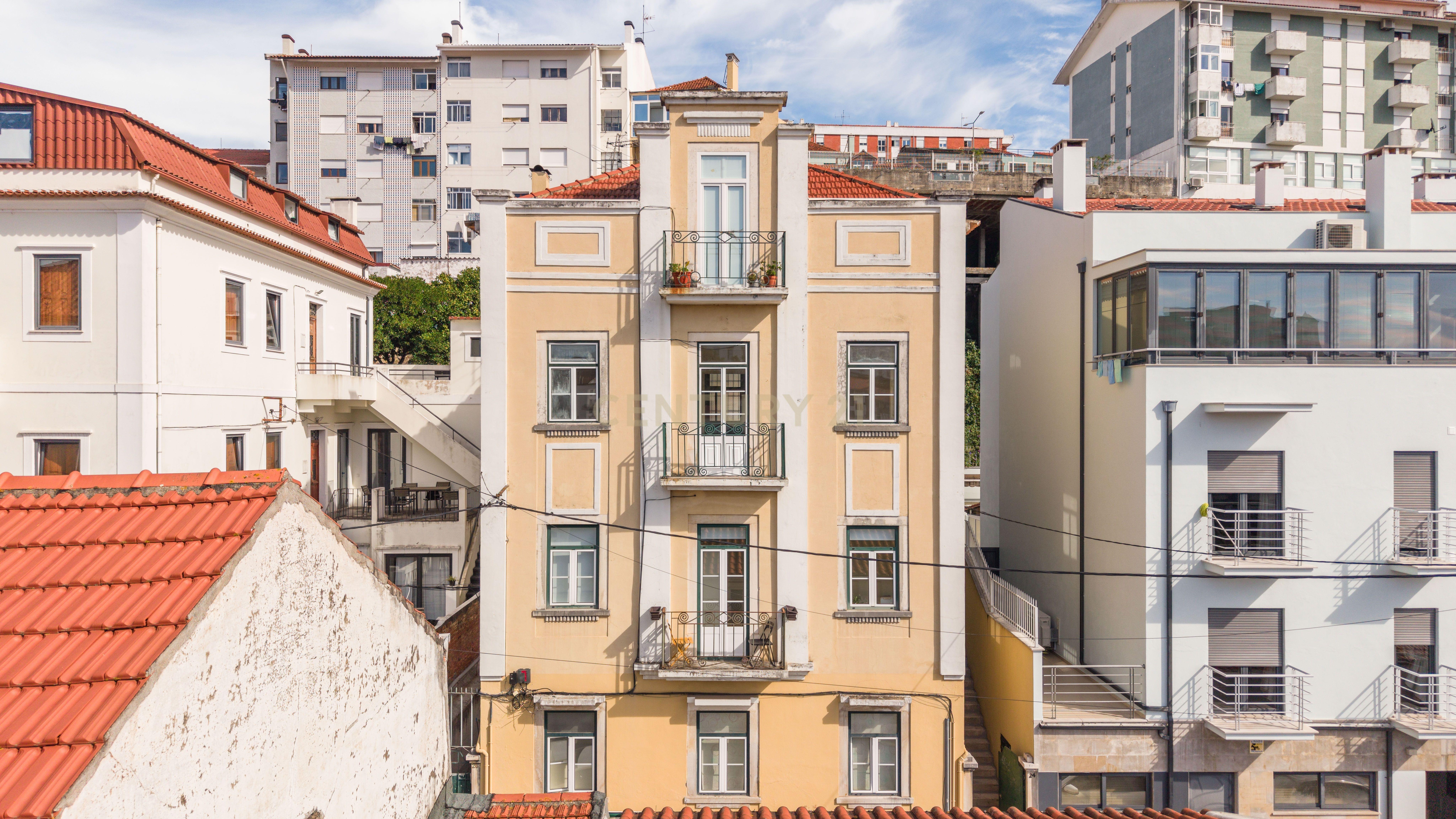 Apartamento T3 em Coimbra (Sé Nova, Santa Cruz, Almedina e São Bartolomeu), €250.000