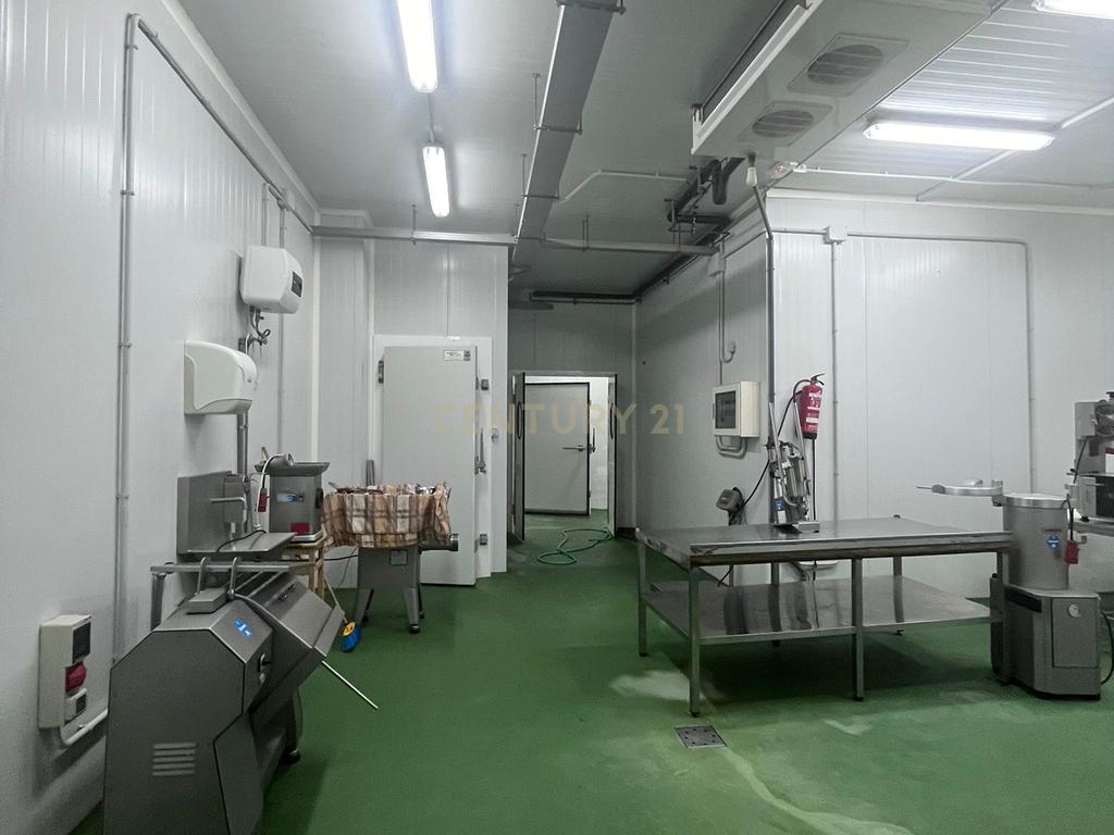  - Image 17