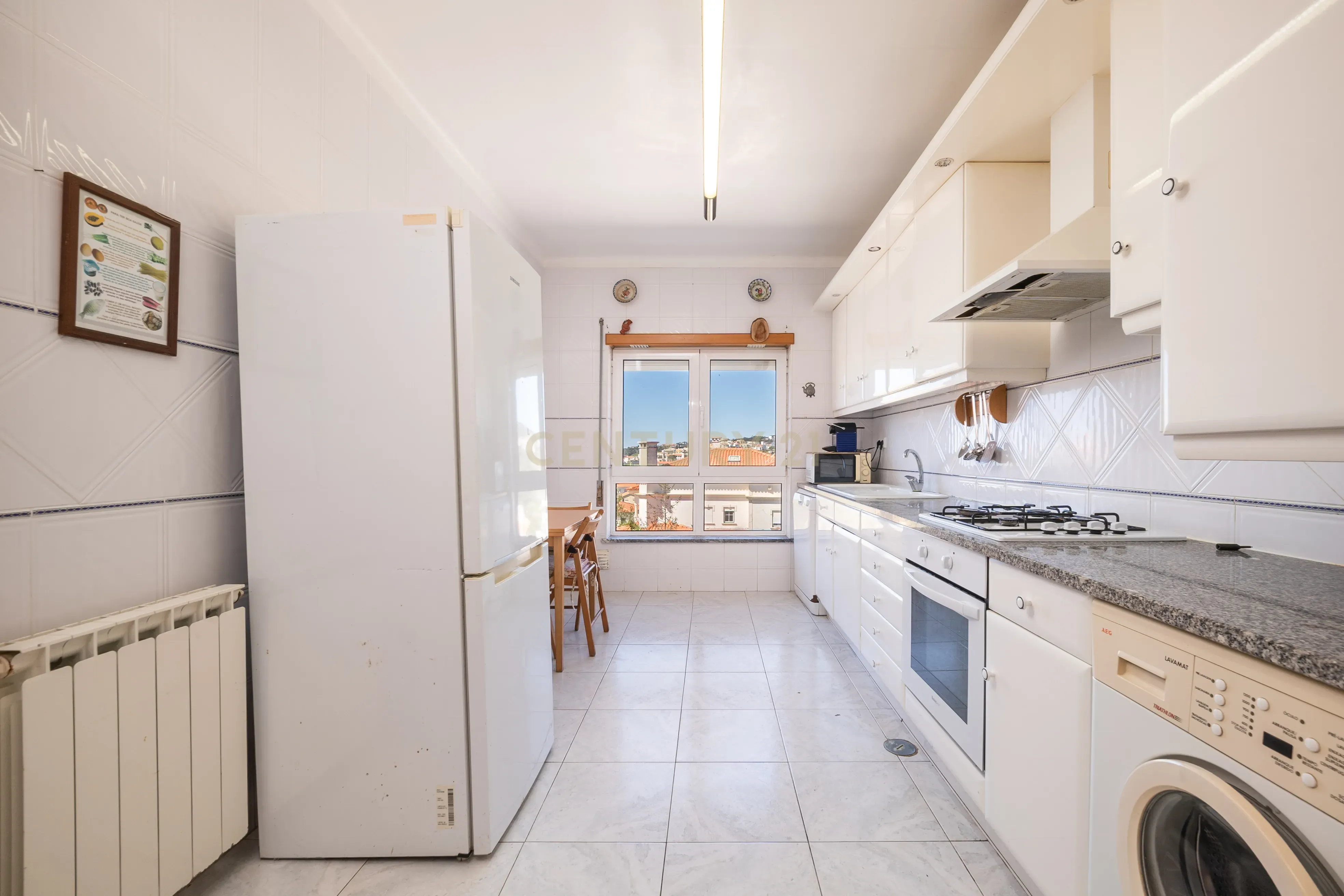 Fotografia 4 de APARTAMENTO T3 COM GARAGEM E SÓTÃO | BUARCOS