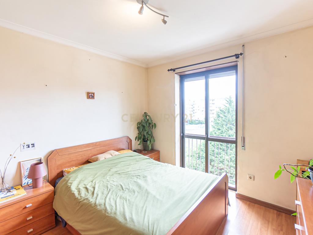 Apartamento T1  com garagem e varanda à Venda – Constituição | Porto Junto ao Vitalis Park (Centro de Treinos FCP)  - Image 9
