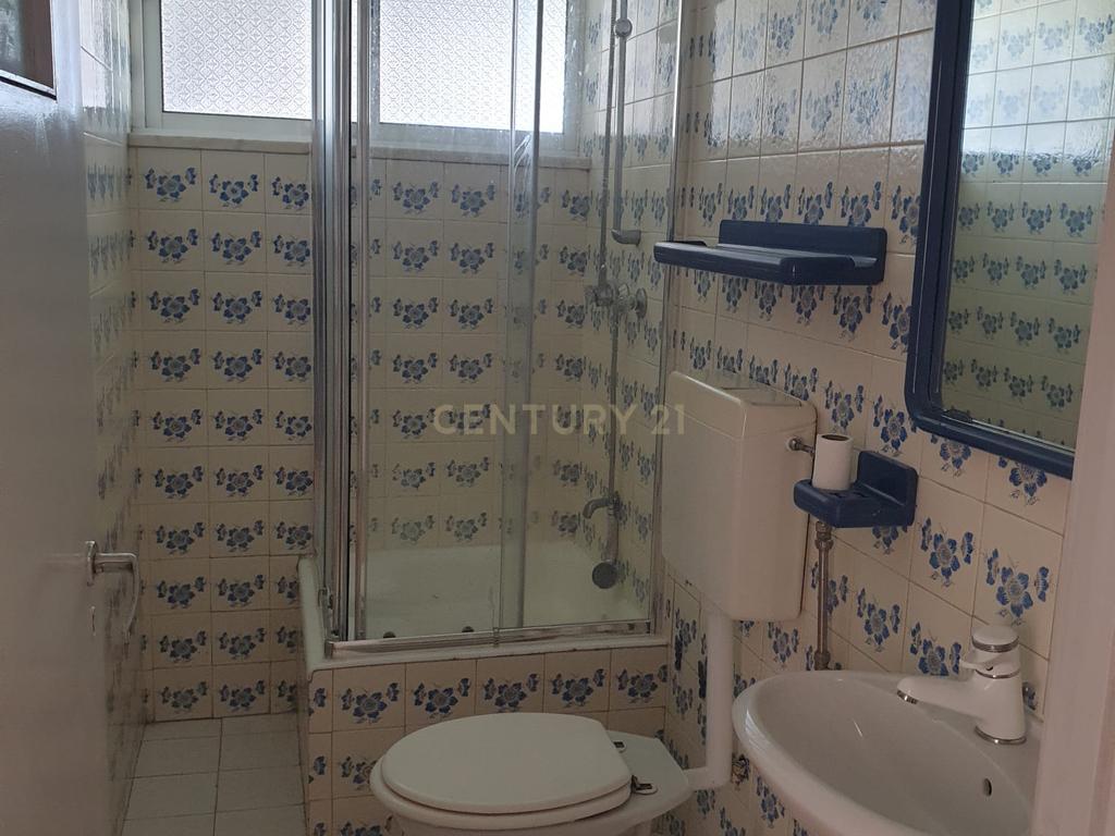 Apartamento T3 transformado em T4* para arrendamento nos Olivais-Sul, Lisboa  - Image 21