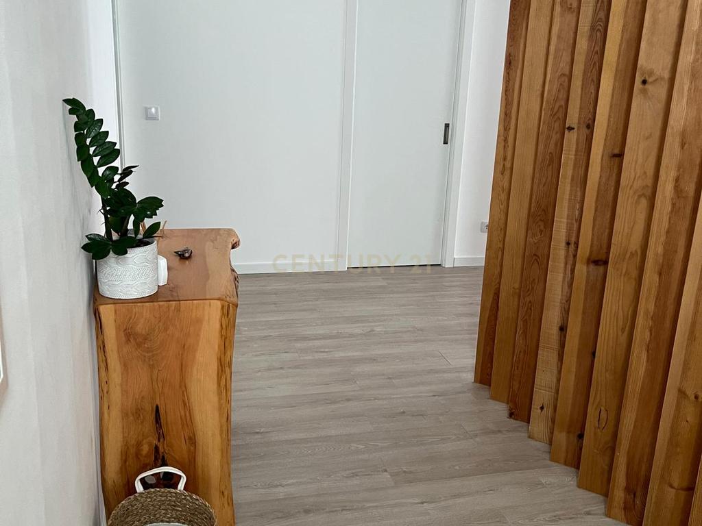 Fantástica  Moradia T3 em Torres Vedras com Jardim e Terraço - Image 3