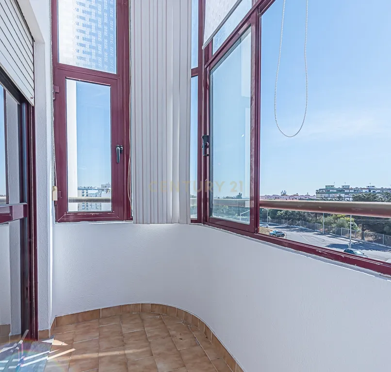 Apartamento T3 nos Quatro Caminhos - Image 16