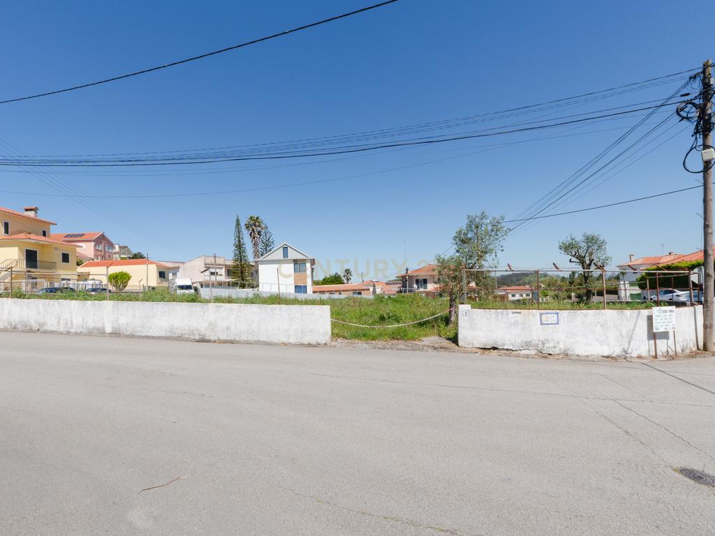 Terreno Urbano na Venda do Pinheiro, Lisboa - Image 4