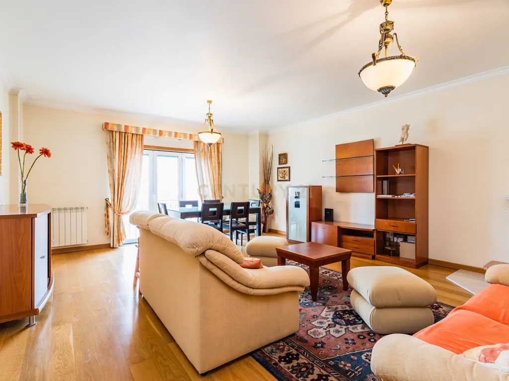 Apartamento T3 à venda em Cruz de Areia – Localização Privilegiada! - Image 10