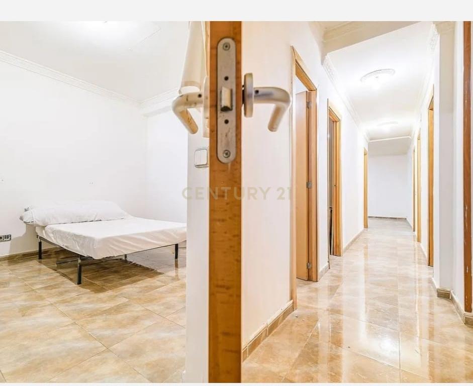 Planta baja reformada en venta en Viladecans. - Image 21