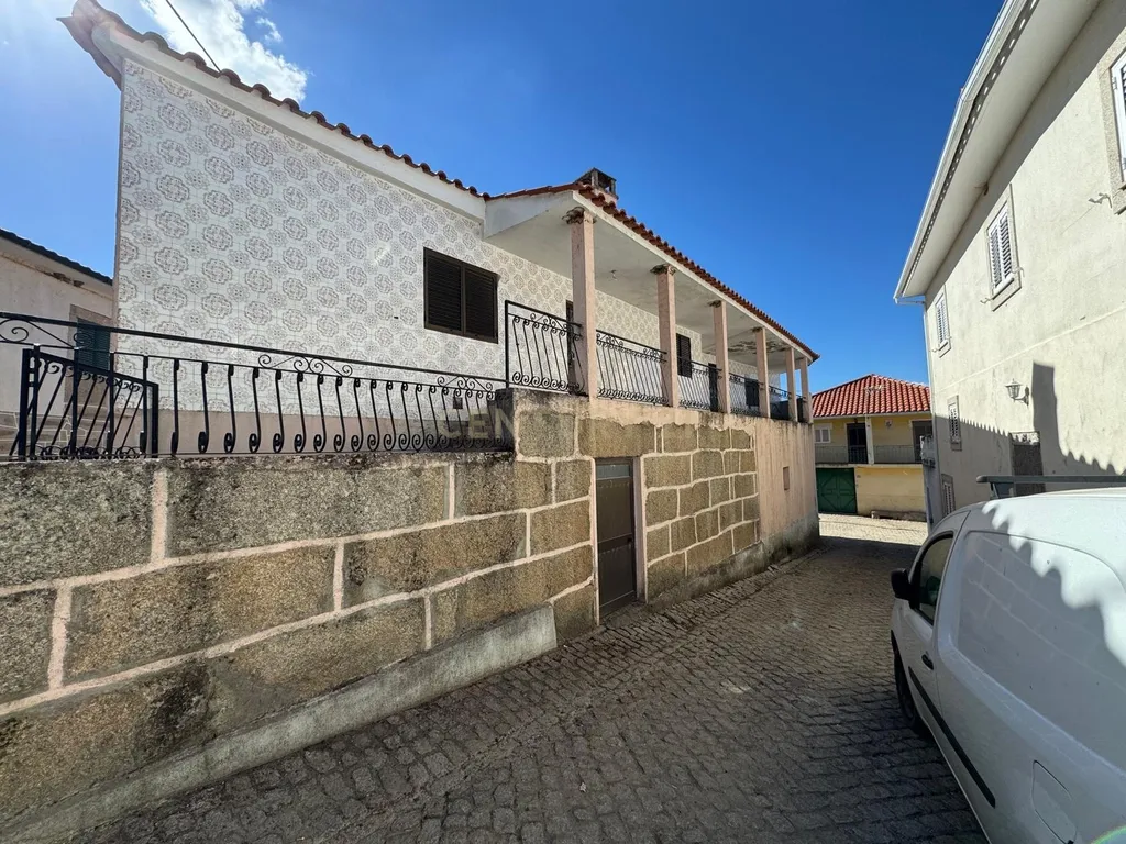 Moradia para Renovação em Vilas Boas – Vila Flor - Image 3