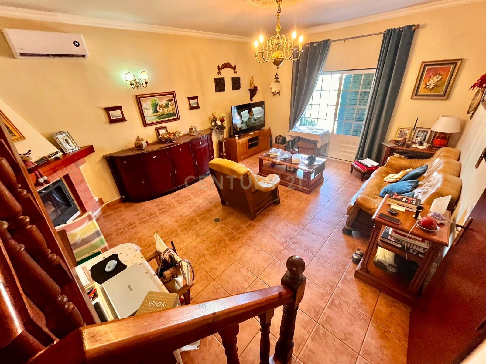 Fotografia 7 de Moradia T2+2 Térrea com Piscina, Anexo de 50 m² e Lote de 1.690 m²